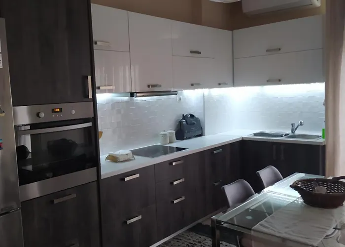 Anthi\'S House